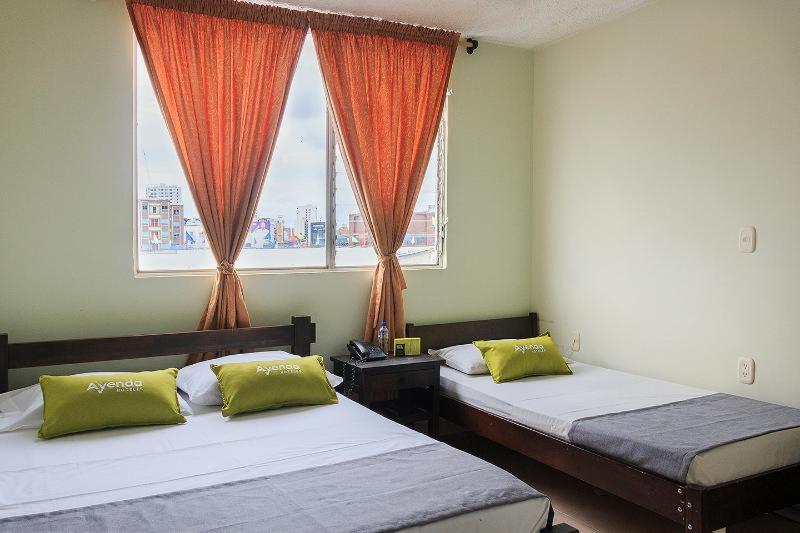Hotel Ayenda 1506 La Puerta del Sol Bucaramanga Habitación foto